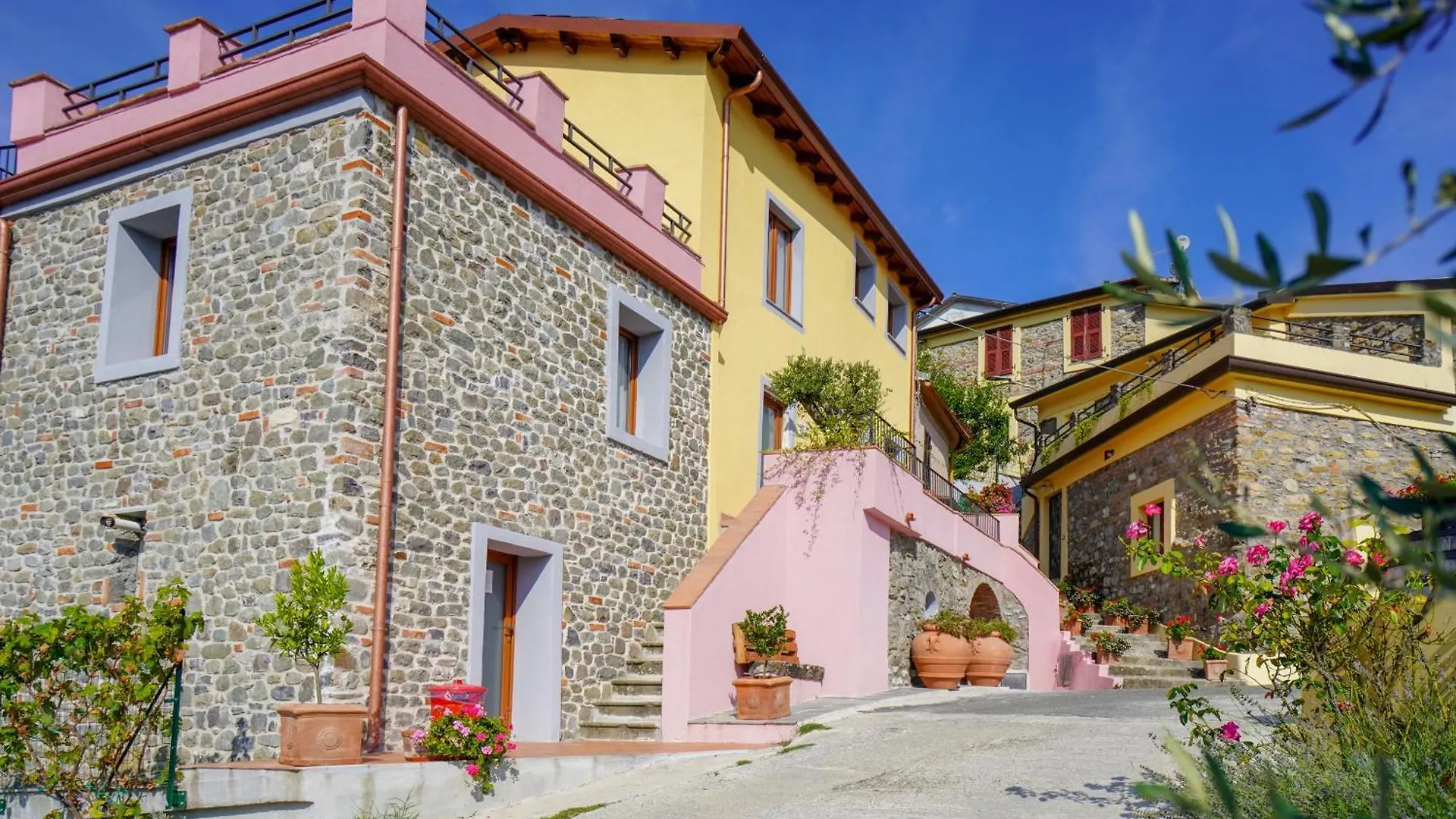 Farmház Eremo Dei Poeti Albergo Diffuso Aulla