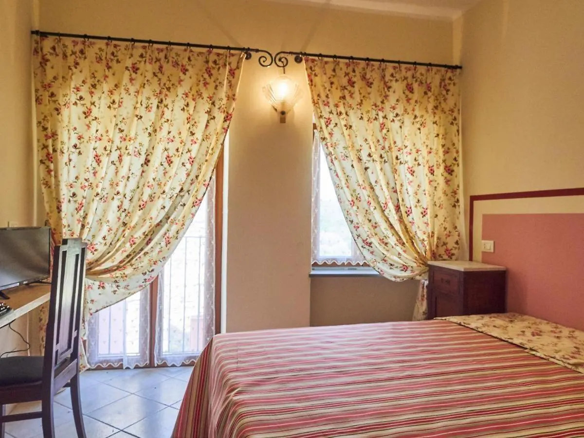 Eremo Dei Poeti Albergo Diffuso Aulla Farm stay